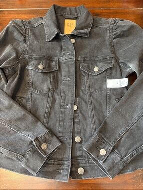 GAP women’s puff sleeve Denim Bomber-Style Jacket (NWT!)